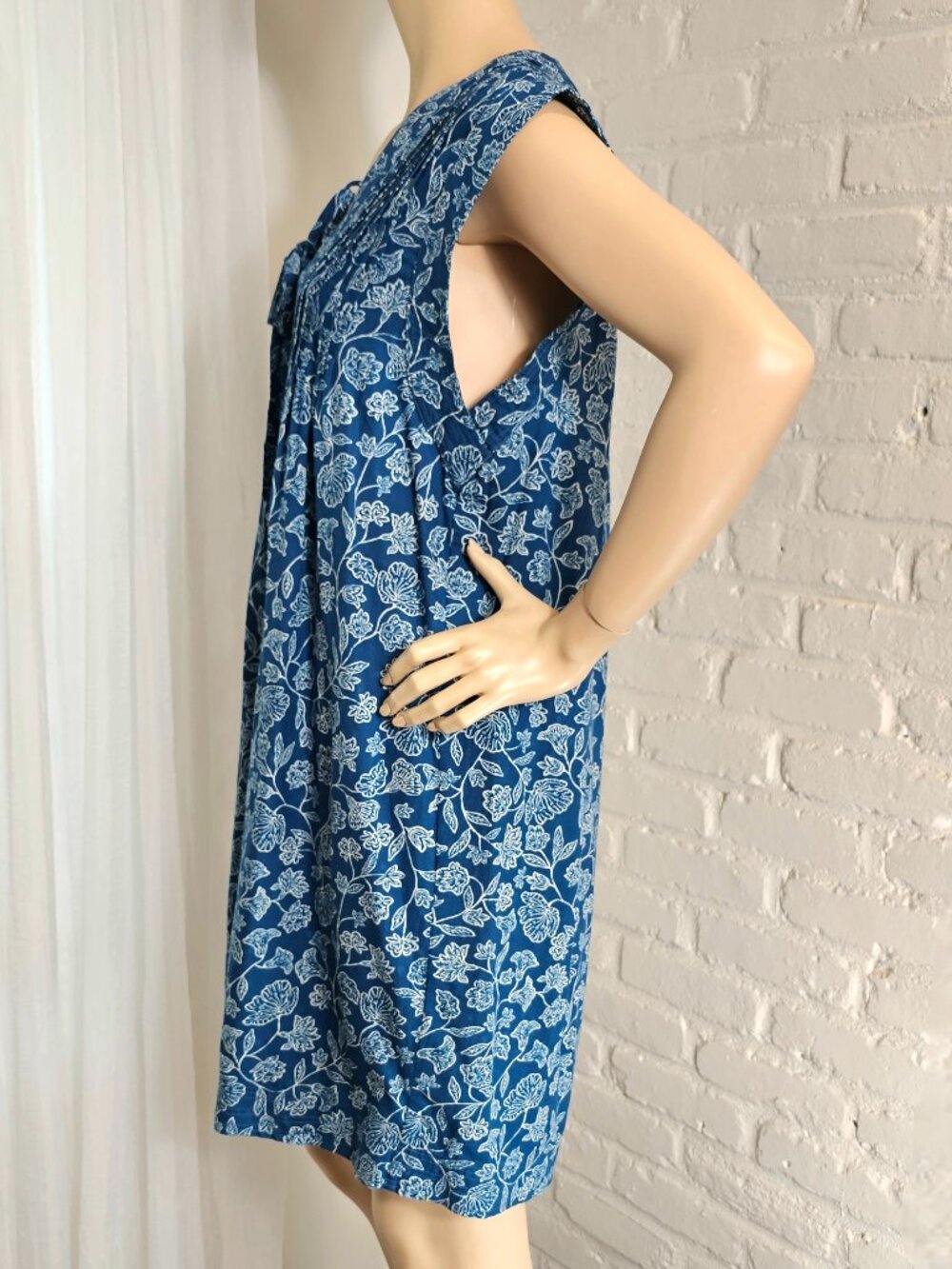 Faherty x b.Yellowtail Cameo Cove Dress Navy Plains Floral Size M NWT - Picture 5 of 8